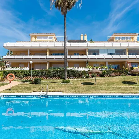 Vivi Homes - Rome Pool, Garden, Golf & Daire