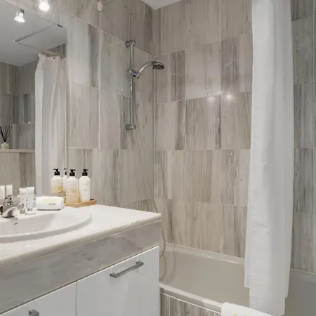 Vivi Homes - Rome Pool, Garden, Golf & * 马尔韦利亚